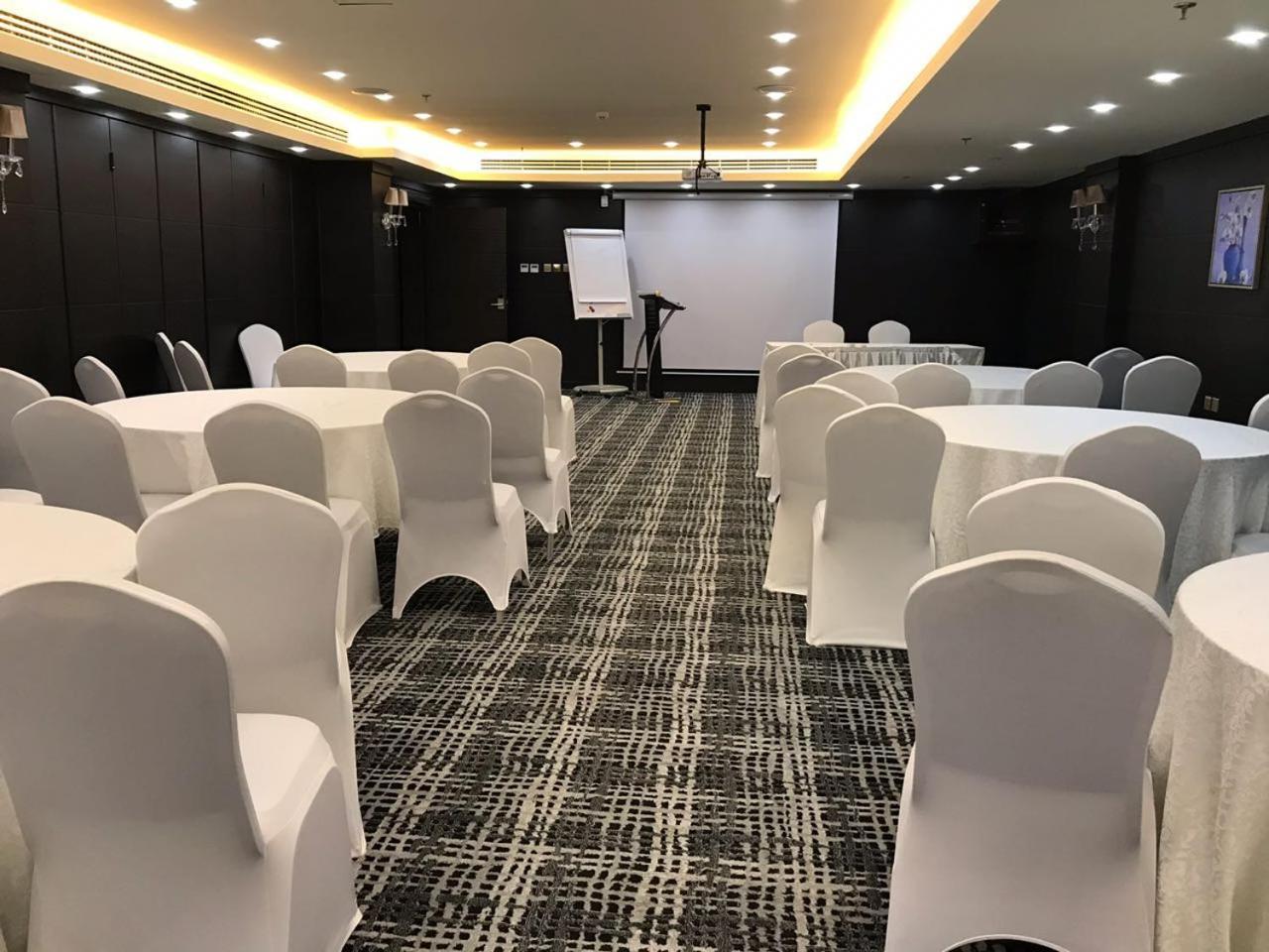 Golden Bujari Alulaya Hotel Al Khobar Exteriör bild